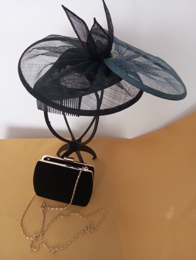 Conjunto Sombrero y Bolso - Cartera