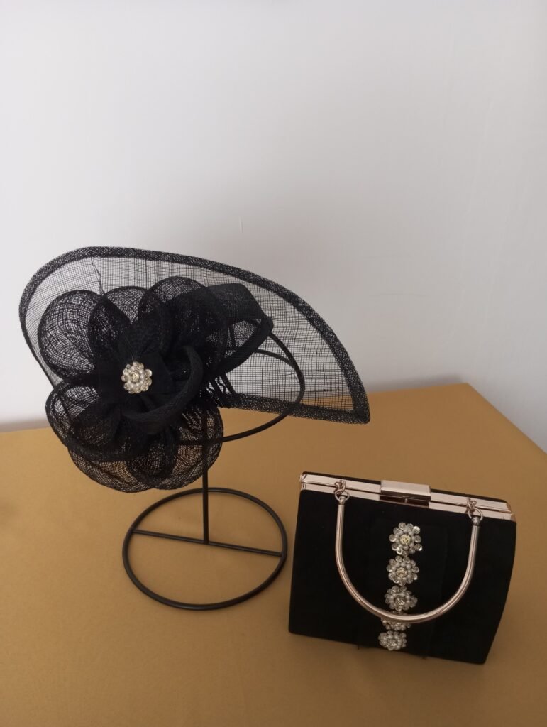 Conjunto Sombrero y Bolso Negro